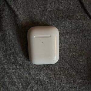 Apple AirPods Generation 2